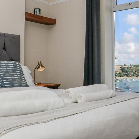 Through The Porthole Villa Falmouth Exterior foto