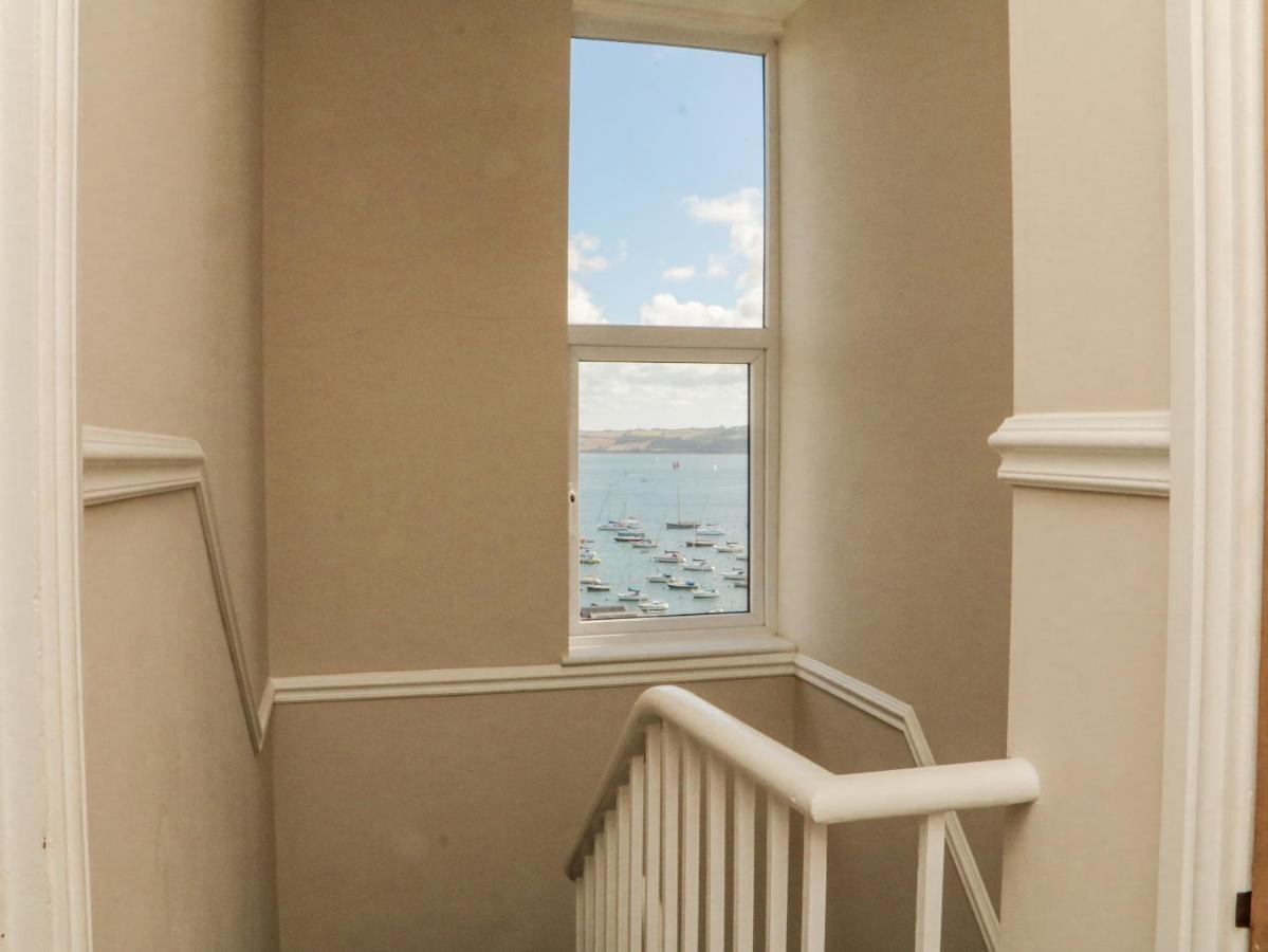 Through The Porthole Villa Falmouth Exterior foto